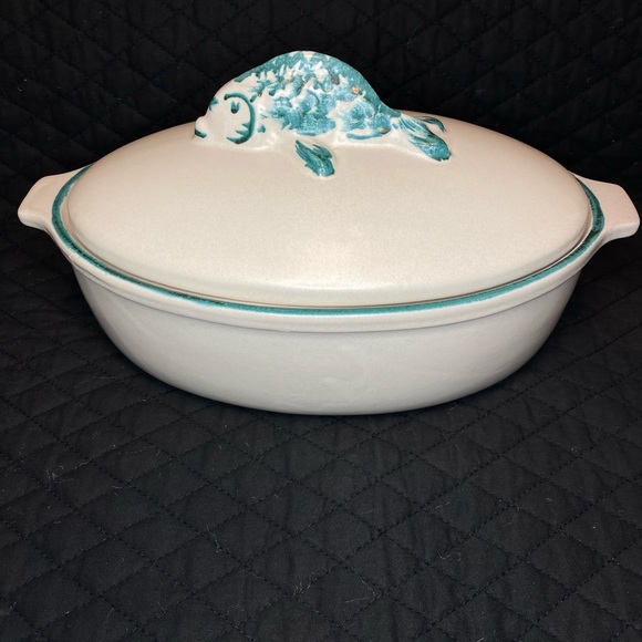 Terra Cotta Ceramic Painted Dish with Koi Fish on Lid - Picture 5 of 14